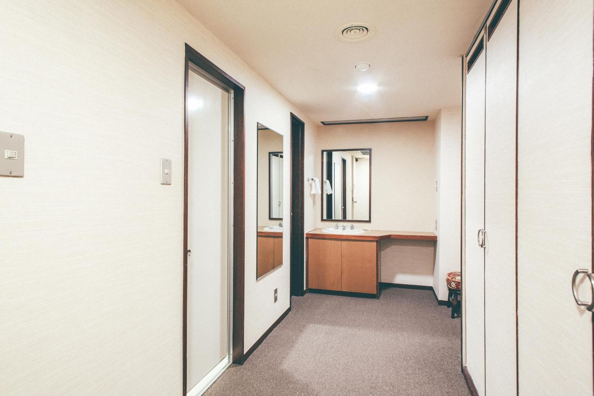 Kanazawa Kokusai Hotel Exterior photo